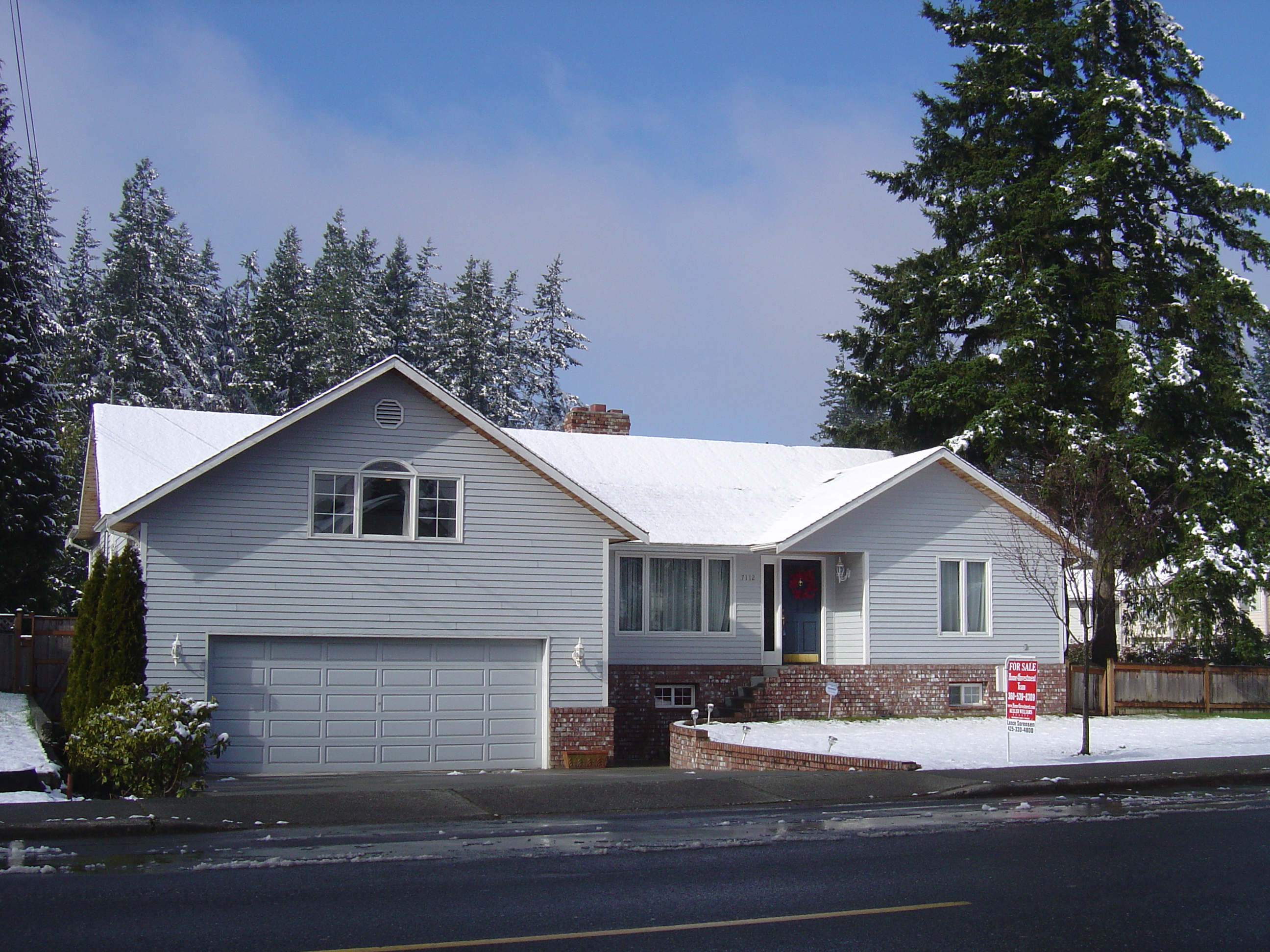 7112 Beverly Lane